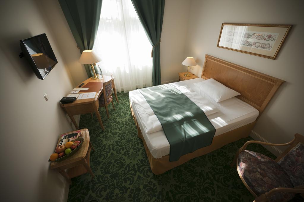 Grandhotel Ambassador Narodni Dum Karlovy Vary Bilik gambar