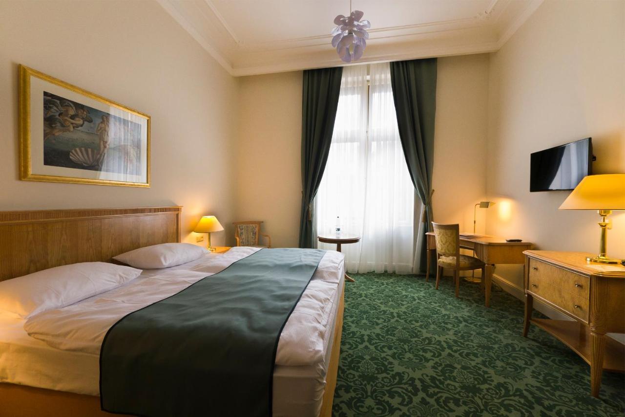 Grandhotel Ambassador Narodni Dum Karlovy Vary Luaran gambar
