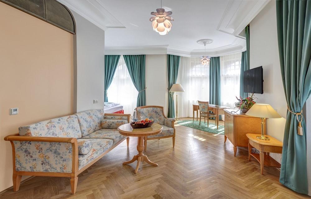 Grandhotel Ambassador Narodni Dum Karlovy Vary Luaran gambar